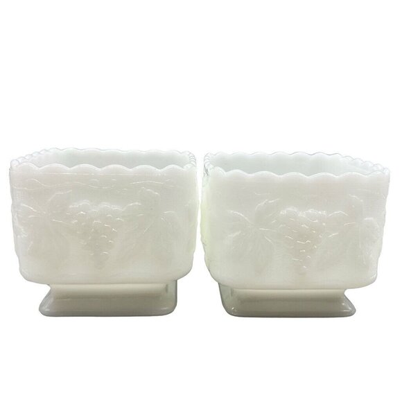 Vintage Anchor Hocking Milk Glass Square Grape Footed Planter Candy Dish EUC - Picture 7 of 13